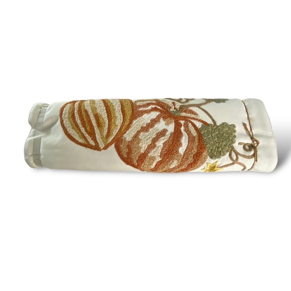 Pottery Barn Pumpkin Fall Harvest Thanksgiving Table Runner 18 X 108" NWOT - Picture 3 of 5